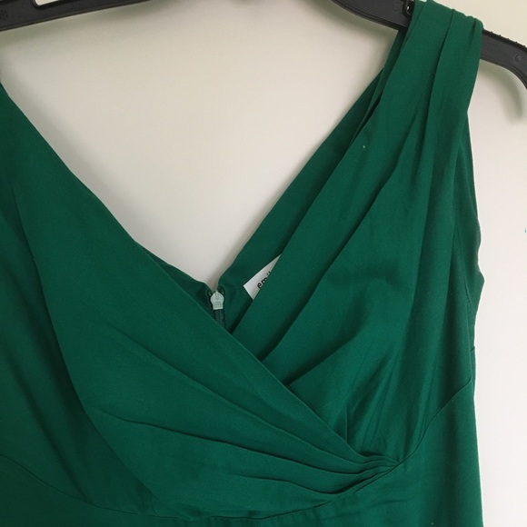 COPY - Emily and Fin Keener Postures dress green Large - Picture 3 of 4